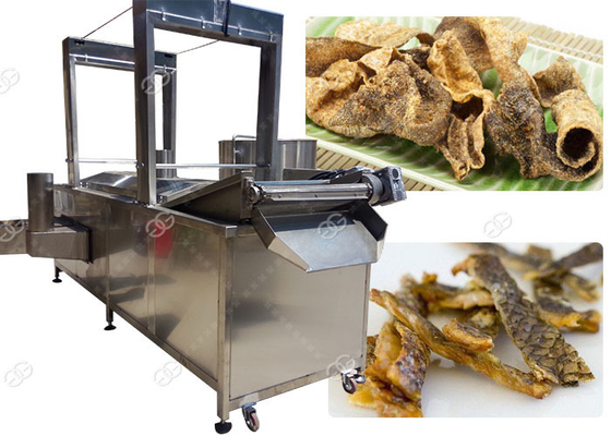 Porcellana Patate fritte croccanti della pelle del pesce che friggono il tipo di gas a macchina 100 - capacità 200kg/H fornitore